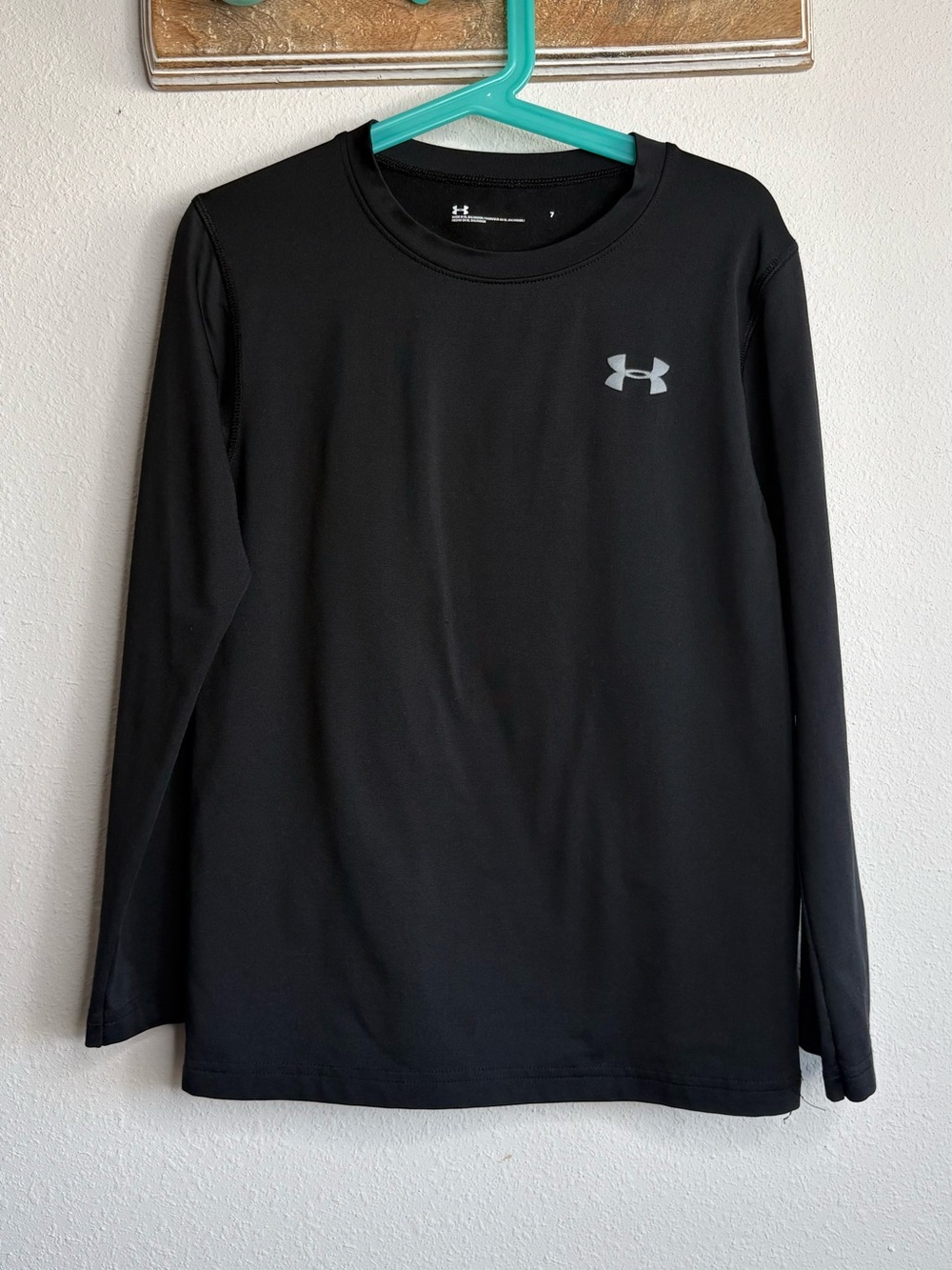 Under Armour Black Long Sleeve fleece lined Tee with Light Gray Logo - Kids